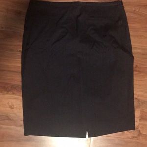 Ann Taylor Suiting Skirt pin stripes sz 10